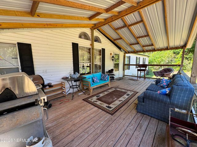 119 CHANDLER Street, Interlachen, FL 32148