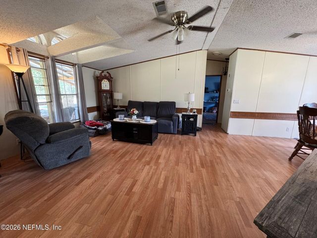 119 CHANDLER Street, Interlachen, FL 32148