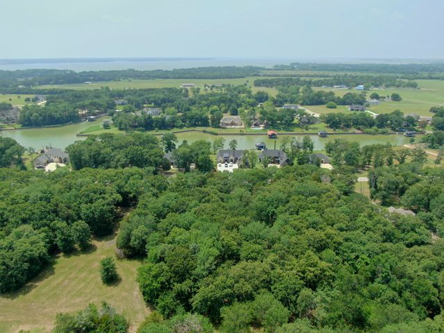Lot 109 Waters Edge Drive, Corsicana, TX 75109