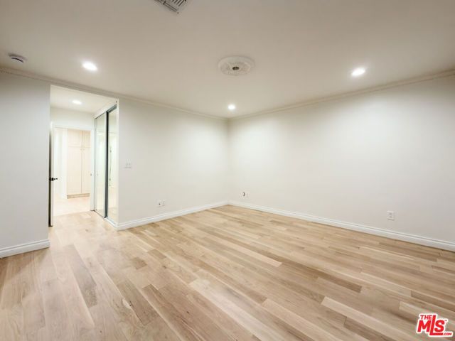 1094 Garden Lane, Beverly Hills, CA 90210
