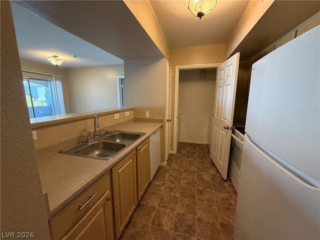 6955 North Durango Drive 3103, Las Vegas, NV 89149