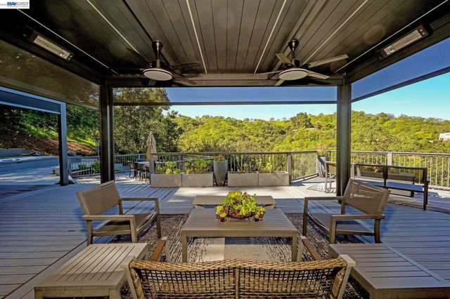 166 Castle Crest Rd, Alamo, CA 94507