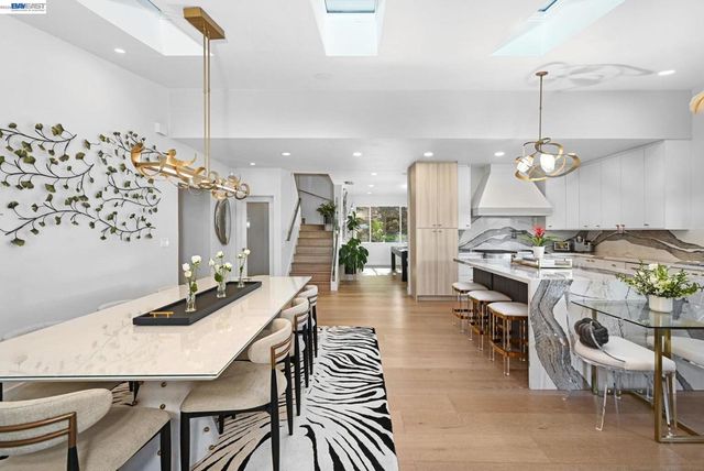 166 Castle Crest Rd, Alamo, CA 94507