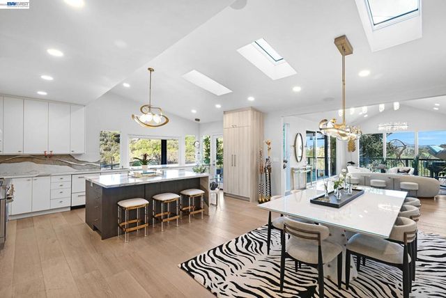 166 Castle Crest Rd, Alamo, CA 94507