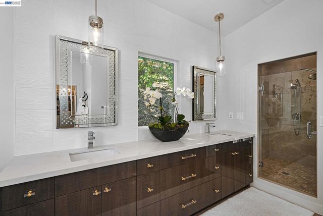 166 Castle Crest Rd, Alamo, CA 94507