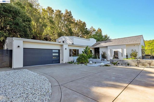 166 Castle Crest Rd, Alamo, CA 94507