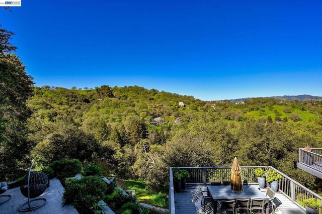 166 Castle Crest Rd, Alamo, CA 94507