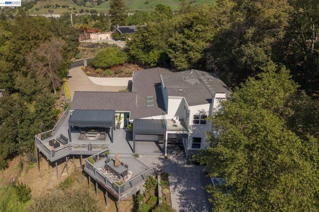 166 Castle Crest Rd, Alamo, CA 94507