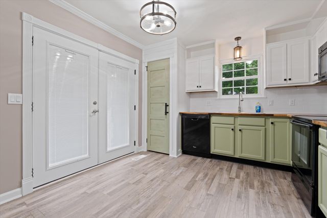 9422 E Brainerd Road, Chattanooga, TN 37421