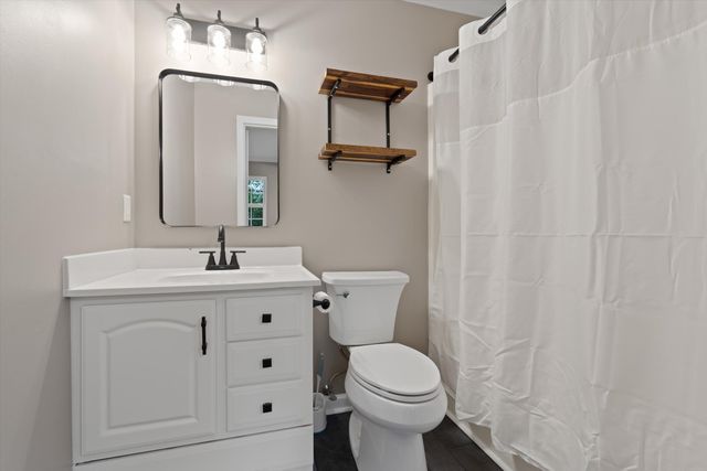 9422 E Brainerd Road, Chattanooga, TN 37421