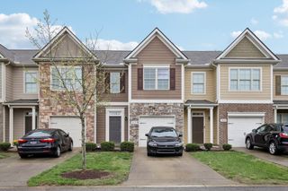 3927 Cannonsgate Ln, Murfreesboro, TN 37128
