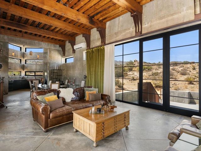 60240 Juniper Road, Mountain Center, CA 92561