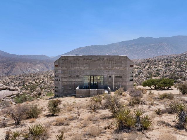 60240 Juniper Road, Mountain Center, CA 92561