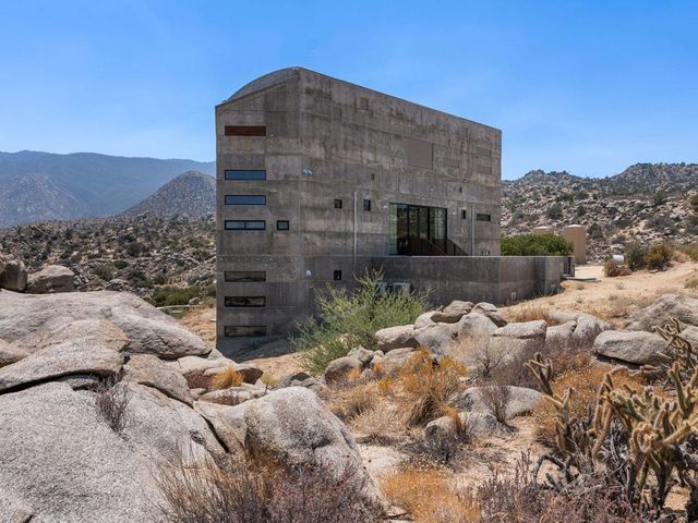 60240 Juniper Road, Mountain Center, CA 92561