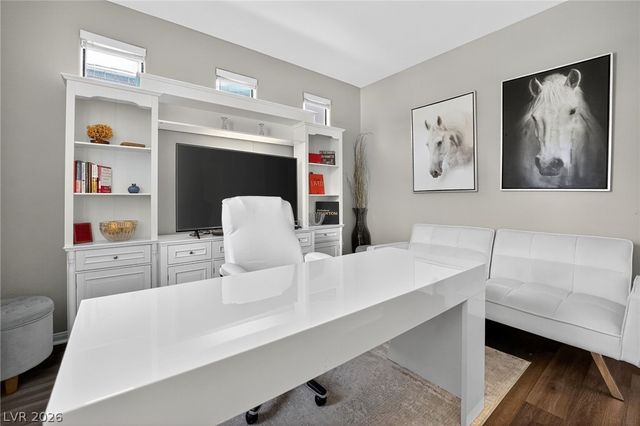 3932 Bagua Court, Las Vegas, NV 89129