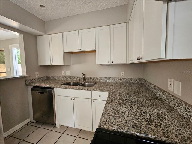 152 CLEMSON ROAD, Venice, FL 34293