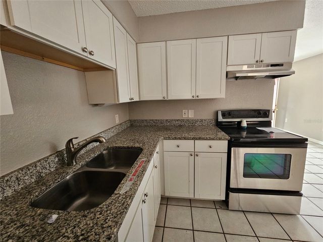 152 CLEMSON ROAD, Venice, FL 34293