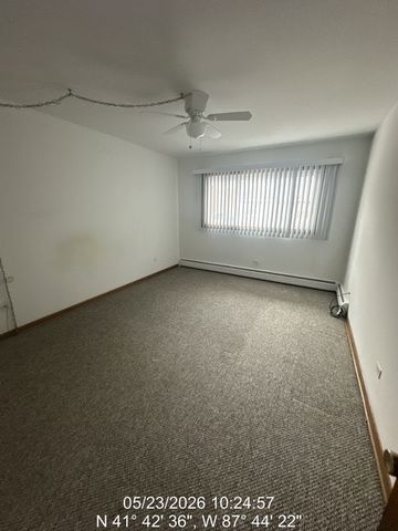 4752 W 101st Street 6C, Oak Lawn, IL 60453