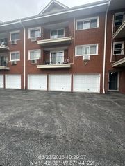 4752 W 101st Street 6C, Oak Lawn, IL 60453