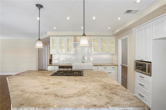 31752 Poole Court, Temecula, CA 92591