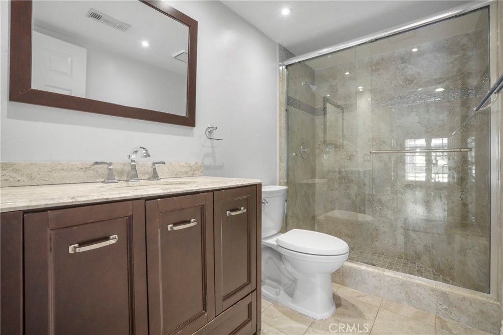 Image 15 of property listing at 31752 Poole Court, Temecula, CA 92591