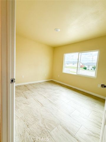 1215 Mira Flores, Santa Maria, CA 93455