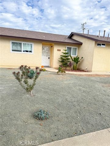 1215 Mira Flores, Santa Maria, CA 93455