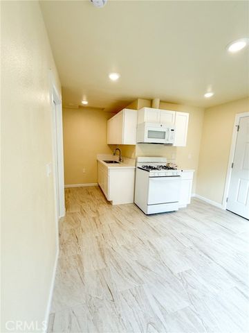 1215 Mira Flores, Santa Maria, CA 93455