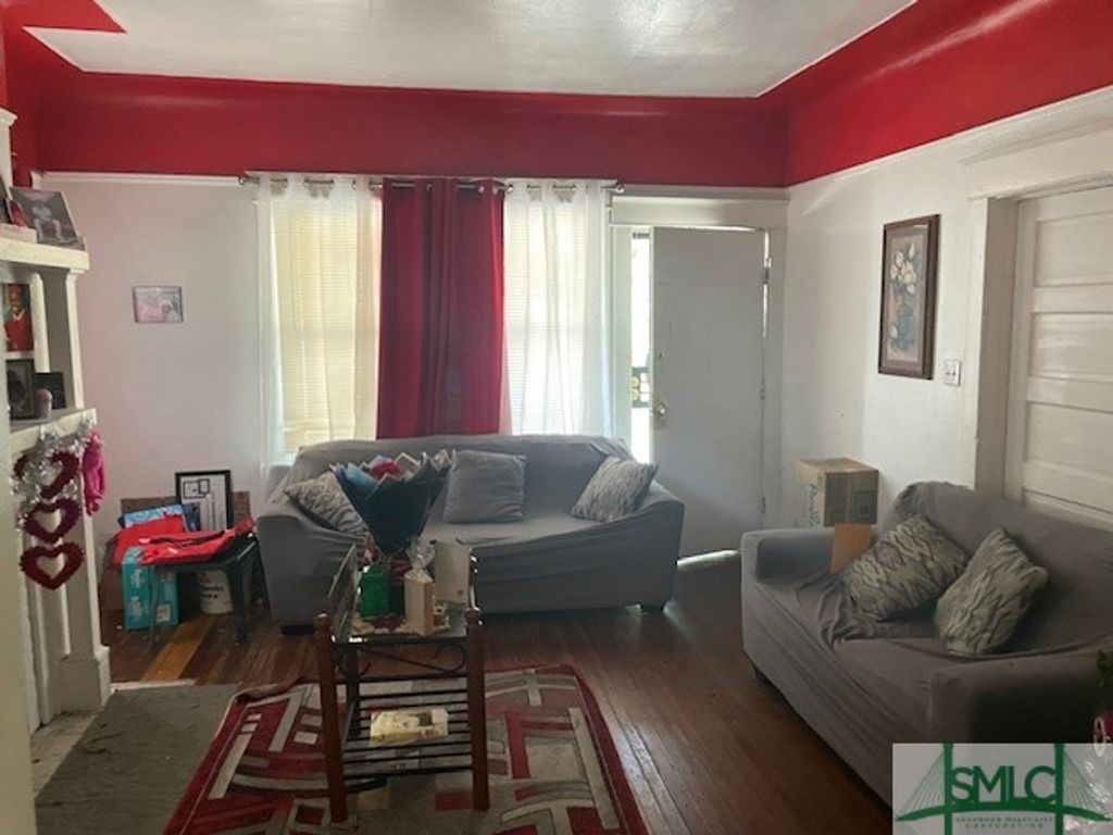 Image 3 of property listing at 1703 Reynolds Street, Savannah, GA 31401