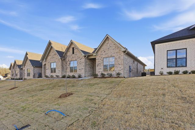 221 Edgewood Circle, Little Rock, AR 72223