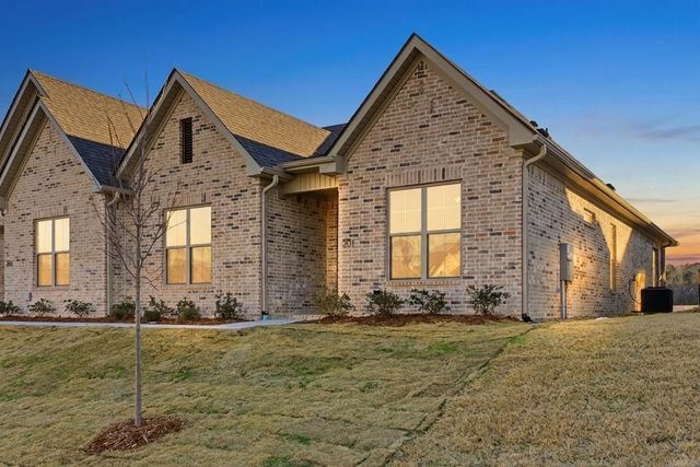 221 Edgewood Circle, Little Rock, AR 72223