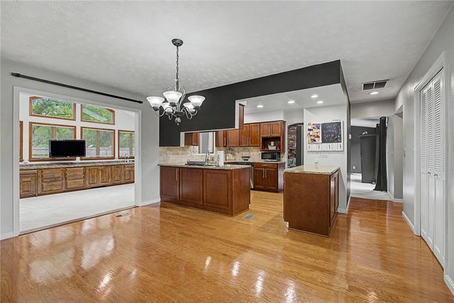 2180 Woodstock Court, Troy, OH 45373