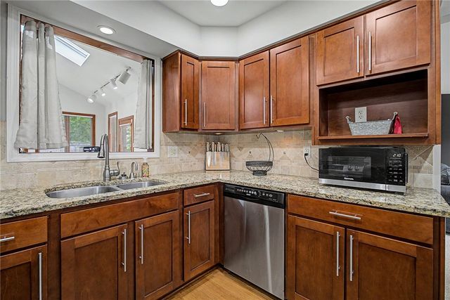 2180 Woodstock Court, Troy, OH 45373