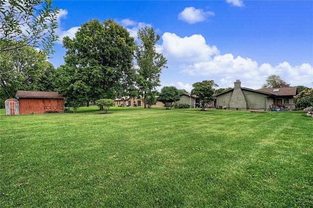 2180 Woodstock Court, Troy, OH 45373