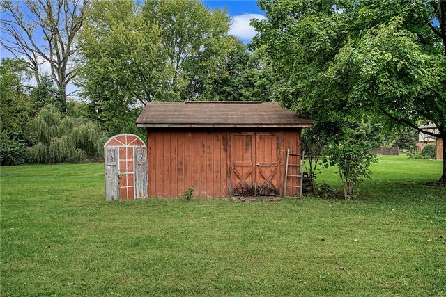 2180 Woodstock Court, Troy, OH 45373