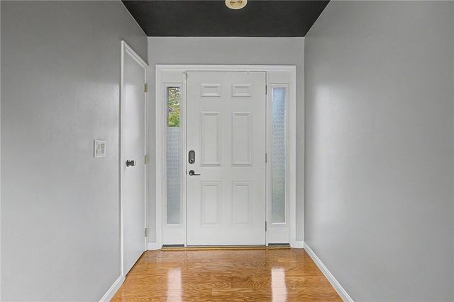 2180 Woodstock Court, Troy, OH 45373