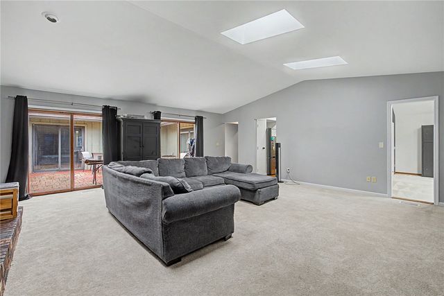2180 Woodstock Court, Troy, OH 45373