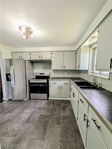 16116 Lanier Avenue, Strongsville, OH 44136