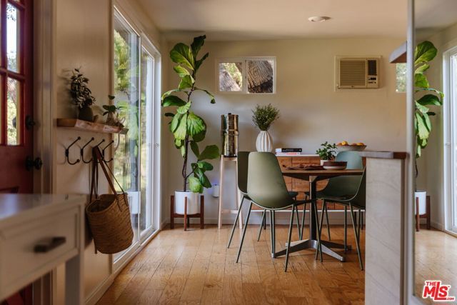 20906 Fontaine Road, Topanga (los Angeles), CA 90290