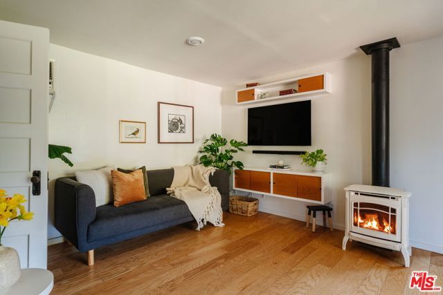 20906 Fontaine Road, Topanga (los Angeles), CA 90290