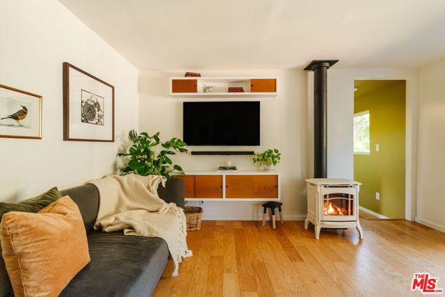 20906 Fontaine Road, Topanga (los Angeles), CA 90290