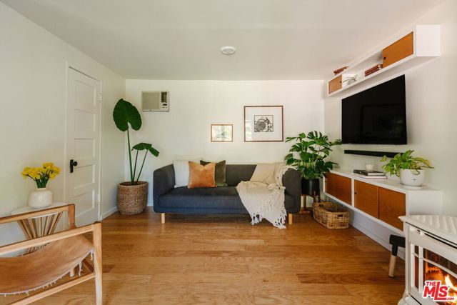 20906 Fontaine Road, Topanga (los Angeles), CA 90290