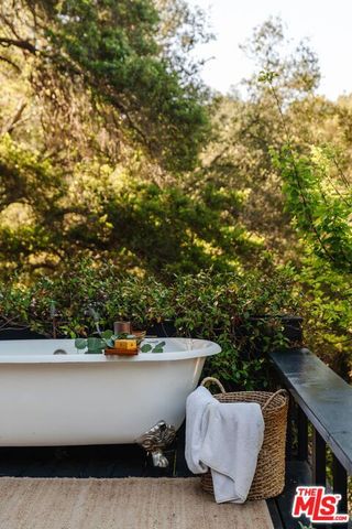 20906 Fontaine Road, Topanga (los Angeles), CA 90290