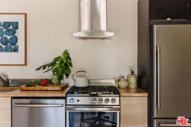 20906 Fontaine Road, Topanga (los Angeles), CA 90290