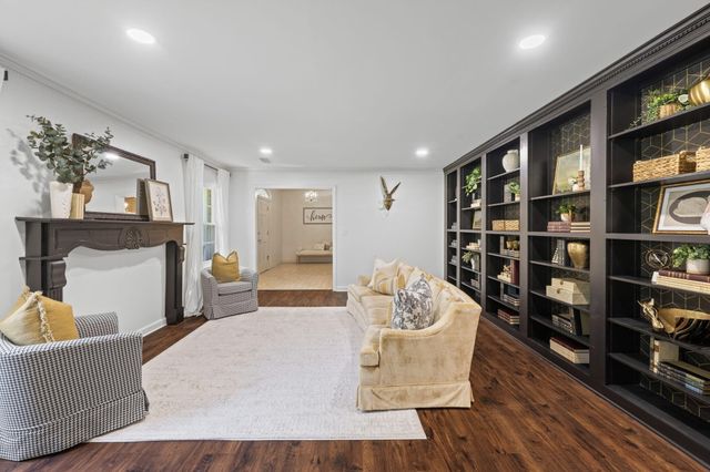 4736 Sussex Lane, Chattanooga, TN 37421
