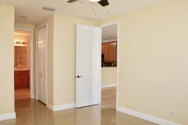 3042 WATERSIDE Circle, Boynton Beach, FL 33435