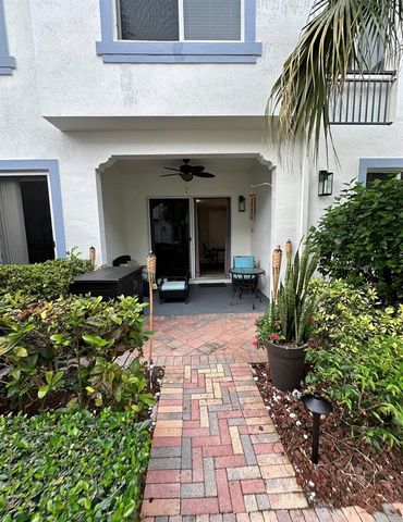 3042 WATERSIDE Circle, Boynton Beach, FL 33435