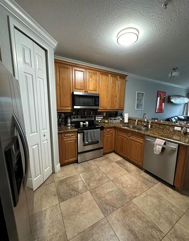 3042 WATERSIDE Circle, Boynton Beach, FL 33435