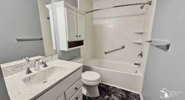 2140 Delaware Lane Road, Temperance, MI 48182