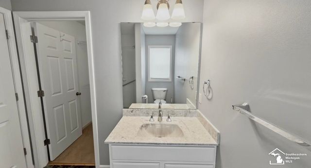 2140 Delaware Lane Road, Temperance, MI 48182